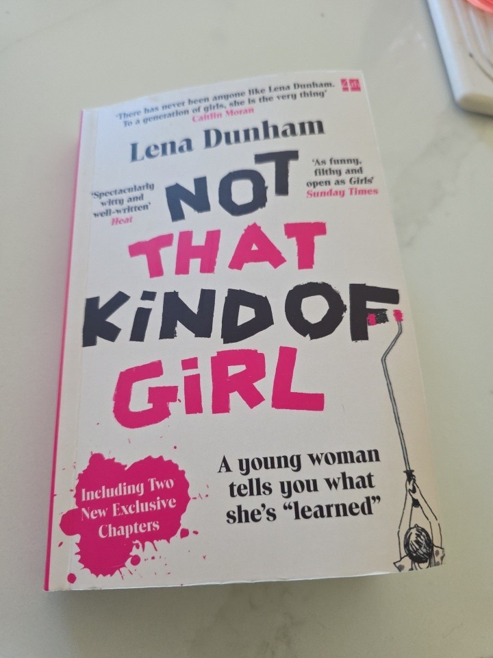 Not That Kind of Girl Lena Dunham Trade Paperback Random House Memoir Women