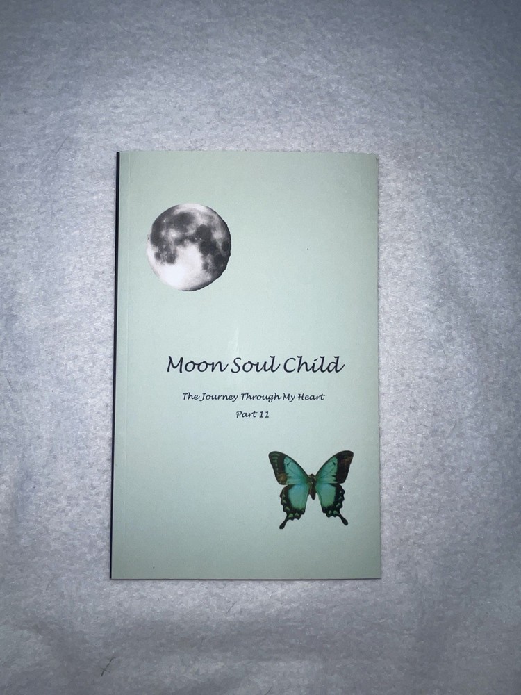 Moon Soul Child: Journey Through My Heart- Sara Sheehan 2019 Paperback