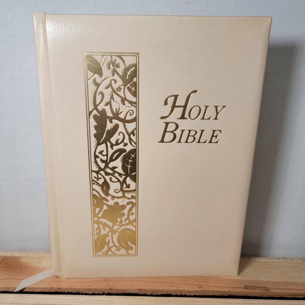 BOOK Holy Bible NIV Large Family Bible with Gold Gilding (Hardcover) 9″ X 11.5″