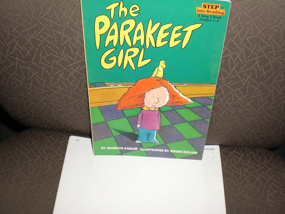 The Parakeet Girl (Step-Into-Reading, Step 3) – Paperback – GOOD