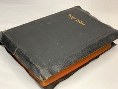 THE HOLY BIBLE King James Version SELF-PRONOUNCING 1940s National Bible Press