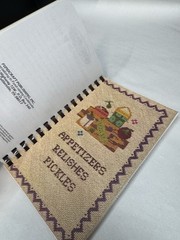 Zavalla Texas Sulphur Springs Baptist Church 1990 cookbook 134 Pages