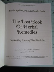 The Lost Book of Herbal Remedies by Nicole Apelian & Claude Davis Paperback 2019