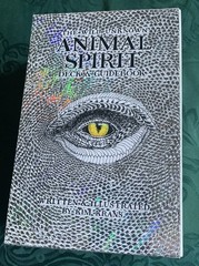 The Wild Unknown Animal Spirit Deck and Guidebook (Official Keepsake Box Set…