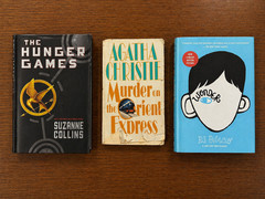 3 Book Set The Hunger Games Wonder Murder on The Orient Express Kids Fiction