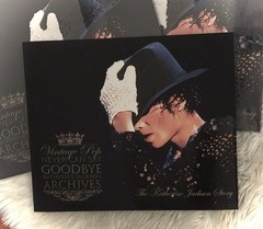 Never Can Say Goodbye: The Katherine Jackson Story by Vintage Pop Media Group