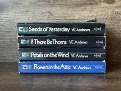 4 Books V.C. Andrews Dollanganger Series Flowers in the Attic Start Some Wear