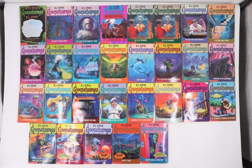 Lot of 29 Vintage Goosebumps Books R.L. Stine Apple Fiction Triple Header #1-46