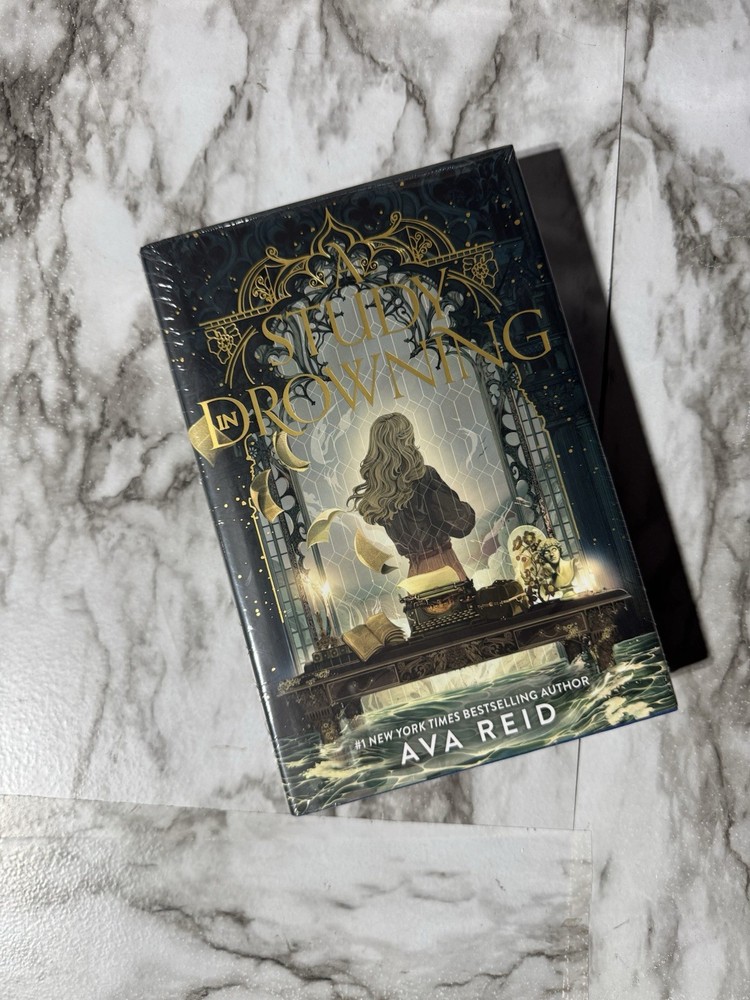 A Study In Drowning Collecters Deluxe Limited Edition Hardcover