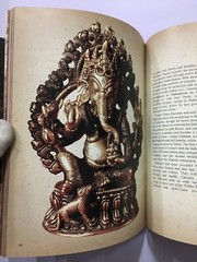 Lal, Lakshmi: Ganesha. Beyond The Form. Bombay, 1991. 101 Pages. Illus Hb