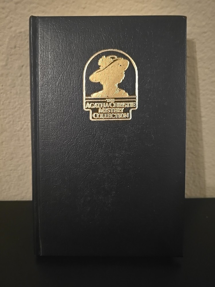 A Holiday for Murder The Agatha Christie Mystery Collection