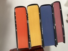 SIGNED Fairyloot Divergent Series – Veronica Roth