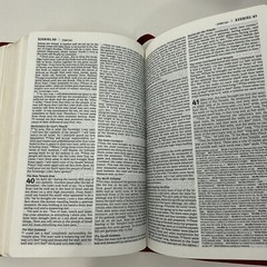 Compact Slimline Edition Holy Bible New Living Translation Tyndale House 6 1/4″