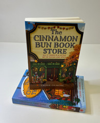 Laurie Gilmore Lot x 2, Paperbacks Cinnamon Bun Book Store, Christmas Tree Farm