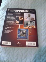 BLACK & DECKER COMPLETE HOME WIRING 334 PAGES OF ILLUSTRATION AND ADVICE.