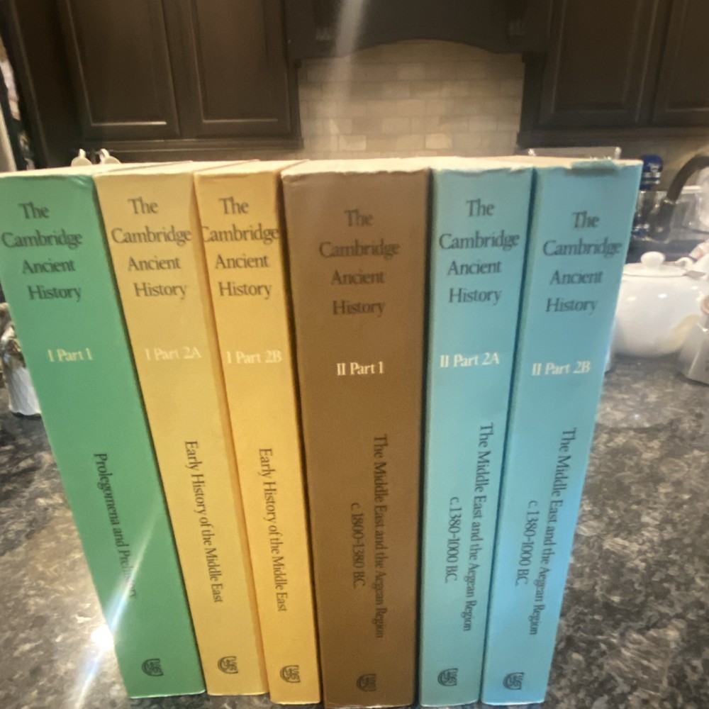 The Cambridge Ancient History Vols. 1.1, 1.2a, 1.2b, 2.1, 2.2a, 2.2b PB Ex