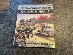 Panzer Grenadier – Grossdeutschland bHorst Schelbert. Squadron. 175 Pages.