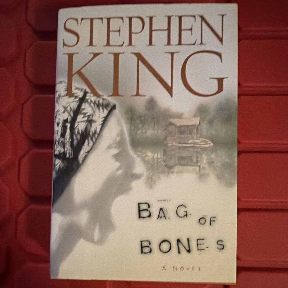 Stephen King Bag of Bones Hardcover w/ Dust Jacket Scribner 1998 Novel