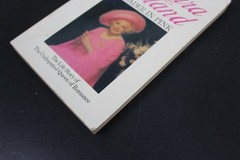 Barbara Cartland Crusader in Pink Henry Cloud 1979 Illustrated Biography Pan PB