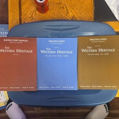 Prentice Hall Documents in Western Civilization Vol 1 To 1740 PB ISBN 0131828606