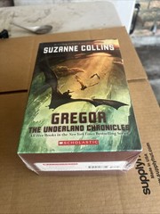 GREGOR THE UNDERLAND CHRONICLES – 5 SUZANNE COLLINS SOFT COVER BOOKS BOX SET-LOT