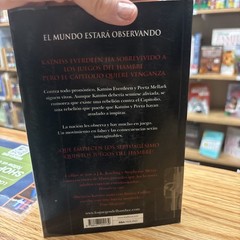 En llamas los Juegos del Hambre 2 Paperback Suzanne Collins