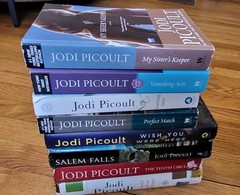 Lot Of 8 Jodi Picoult 4 Hardcover 4 Pb Salem Falls Vanishing Acts Perfect Match