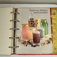 Betty Crocker’s Cookbook 1974 Vintage 23rd Printing with 5 Ring Binder