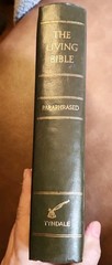 The Living Bible Paraphrased by Tyndale (1973, Hardcover) Free Shipping