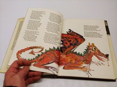 2x Poetry Books For Children HCDJ, Oxford Book & Illustrated Treasury – AS SHOWN