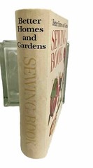 Sewing Book Better Homes and Gardens 1970 Illustrated HC 5-Ring Binder 360 Pages