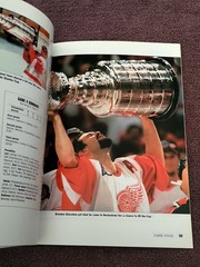 Stanleytown Magazine Detroit Red Wings 96/97 Champions Book 112 Pages NEAR MINT
