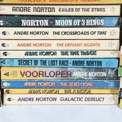 Lot of 60+ Andre Norton science fiction & fantasy Vtg paperbacks Sci-fi Ace SFF