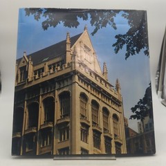 A Heritage The University of Chicago 1897 – 1987 HC DJ 1987