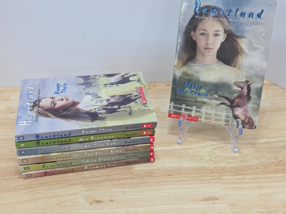 LOT OF 7 Heartland Book Series Lauren Brooke Horses Mixed Lot PB 2-4 6 8 18 20