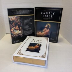 KJV Family Bible, Deluxe White Bonded Leather-Over-Board (Leather / Fine Binding