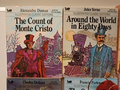 Lot Of 9 Vintage Moby Books Illustrated Classic Editions Mini Paperbacks