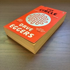 The Circle by Dave Eggers (2013, Pocket Paperback) Sci-fi Thriller Very Good