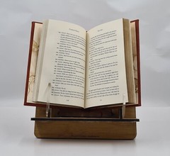 True Grit by Portis, Charles [PREMIUM LEATHER BOUND]