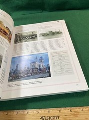 The World Encyclopedia of Locomotives by Garratt, Colin (KJT429)