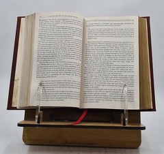 A People’S History Of The United States [Premium Leather Bound]