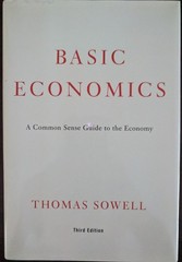 Basic Economics: A Common Sense Guide to the Economy Sowell, Thomas hardcove…