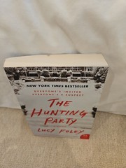 Hunting Party : A Novel by Lucy Foley (2020, Trade Paperback)
