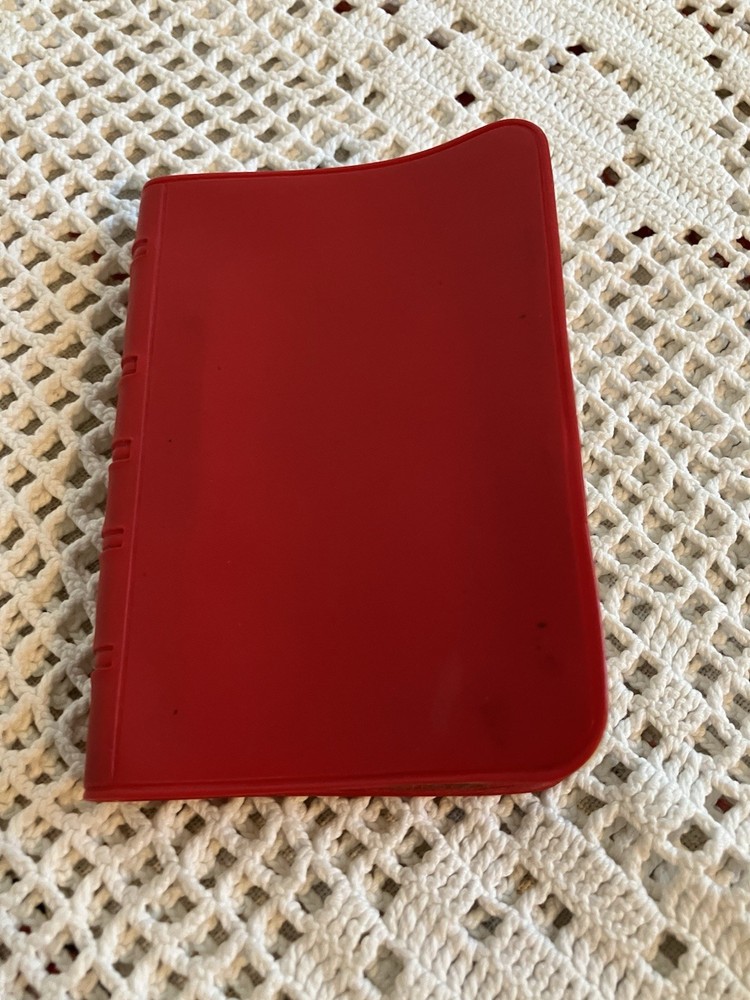 VTG RED PLASTIC COVER New Testament Bible ZONDERVAN Pocket Version KJV 4″X 2.75″