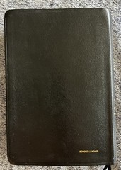 1992 NKJV „Holy Bible: Personal Size Giant Print” Nelson 334 (Bonded Leather)