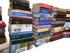 Lot of 10 New Testament Bibles – Mixed Translations (NIV, KJV & More) RANDOM SET