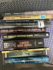 UFOs, Aliens, Paranormal, Psychics, Monsters, Hauntings, Etc Book Lot Assorted