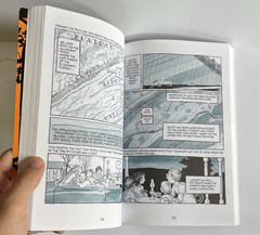 Fun Home: A Family Tragicomic – Paperback By Bechdel, Alison – GOOD