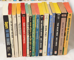 Lot of 34 Vintage Paperbacks, 1960s / 1970s Copyrights, No Duplicates, B675