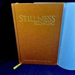 Stillness Flowing: The Life & Teachings of Ajahn Chah Buddhism HC DJ 1st Ed 2017